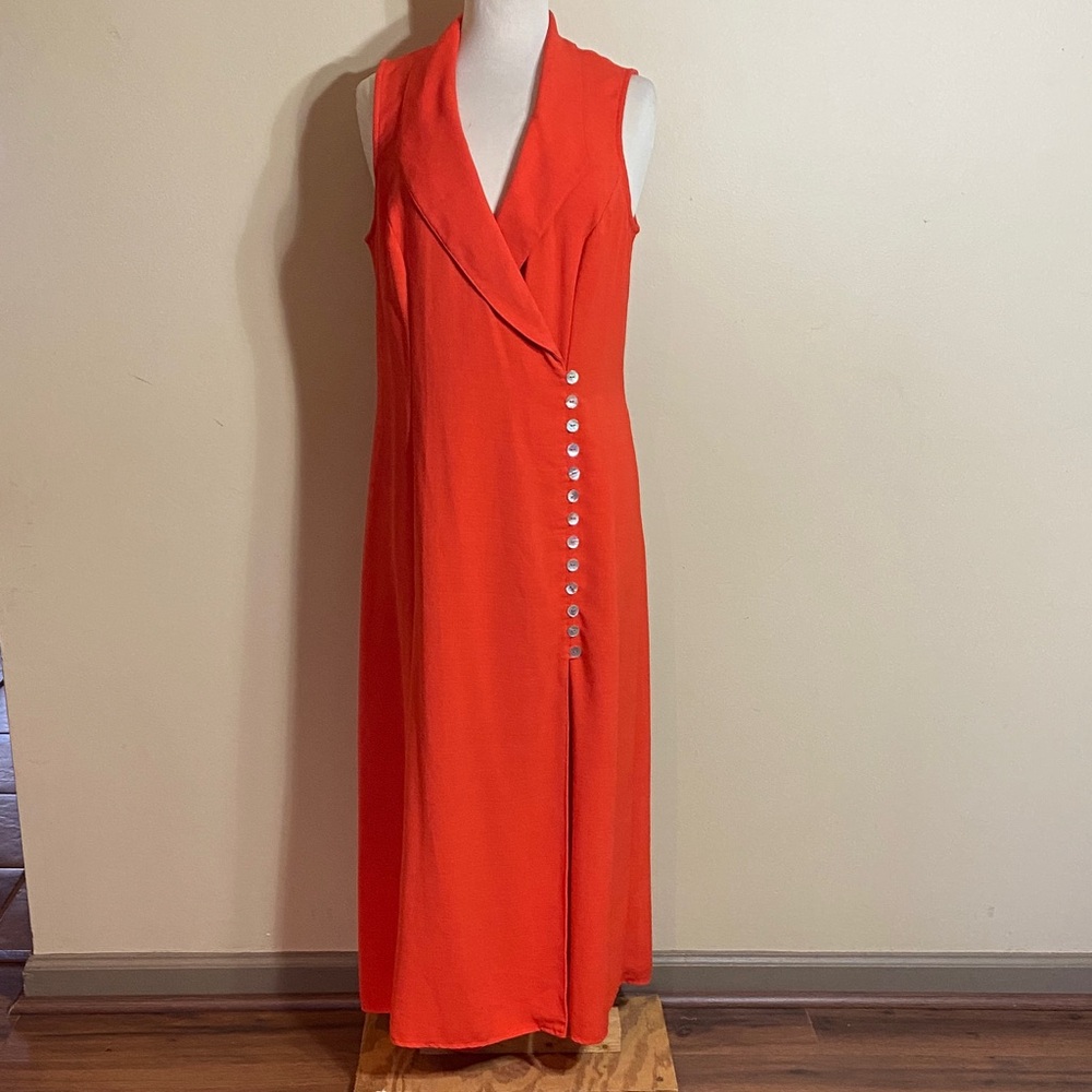 Sleeveless Red Button-Detail Maxi Dress